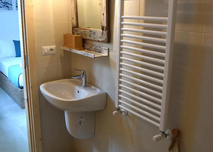 12 Passi Dal Mare 3* בארי